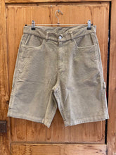 Load image into Gallery viewer, Mazine - Corduroy Workwear Shorts - Light Khaki
