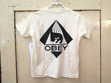 Load image into Gallery viewer, Obey Icon Pyramid- unbleached
