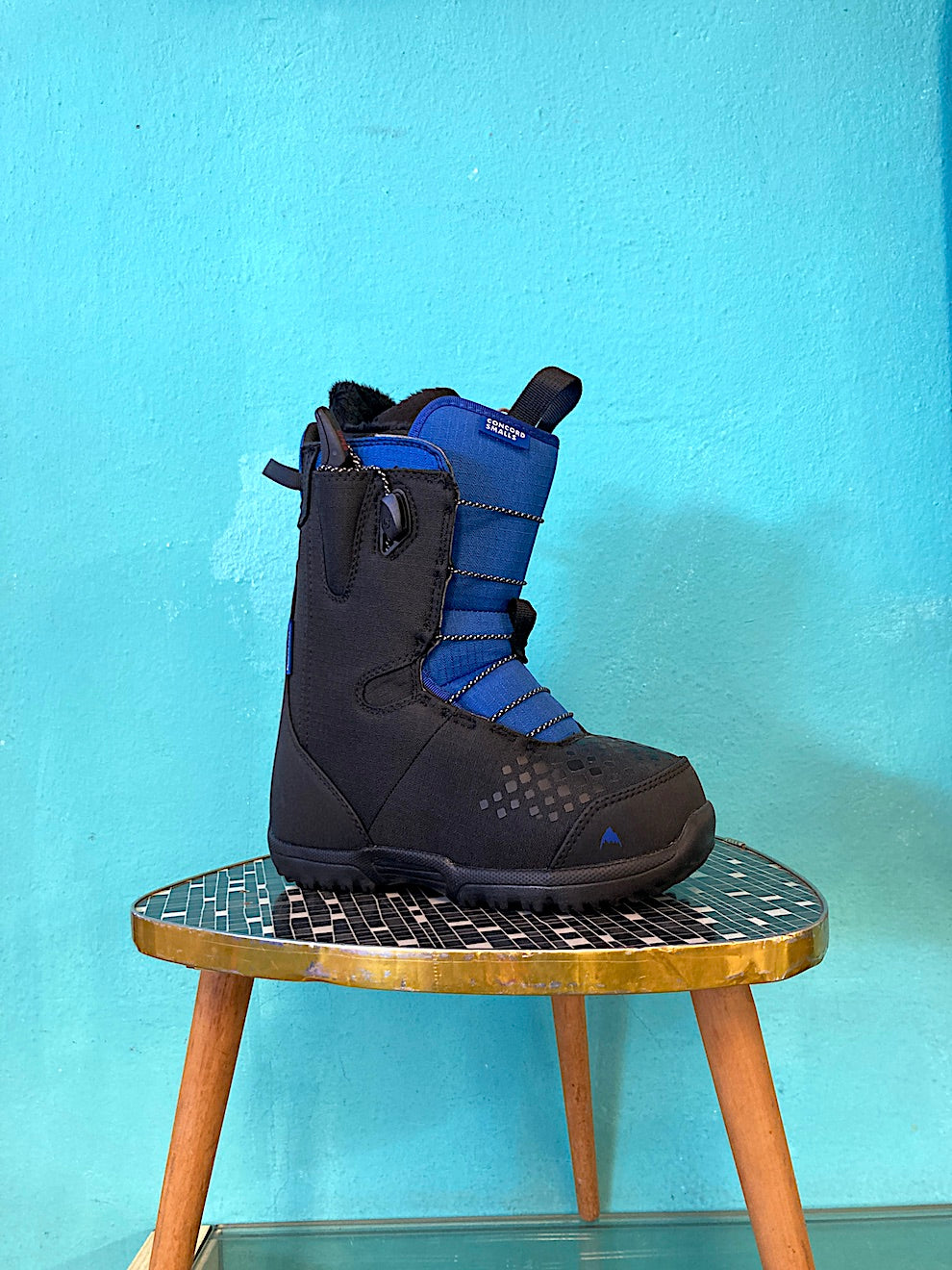 burton concord smalls snowboard boots Kids Mini Grom 2026 Black 10C and consistent support in a 20% lighter weight construction Burton | Shoes | Burton