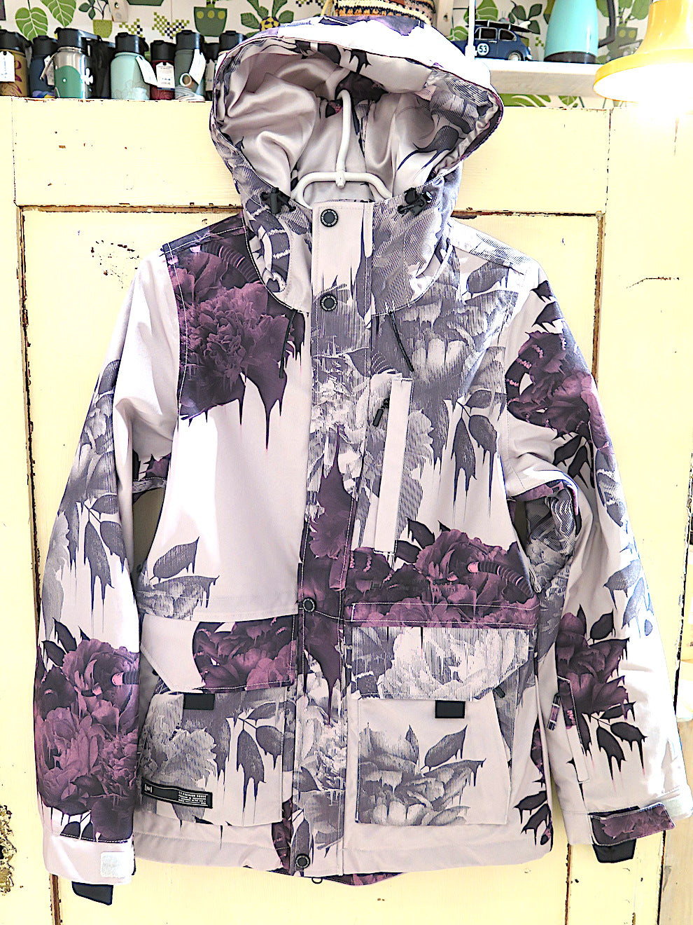 L1 Anwen Jacket- ghosted print